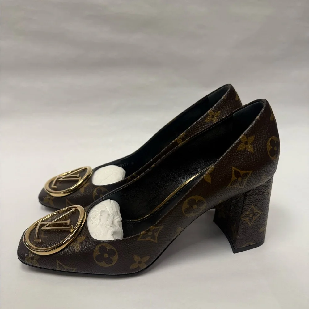 Louis Vuitton Monogram Canvas Madeleine Pumps Size 38 - Picture 7 of 10